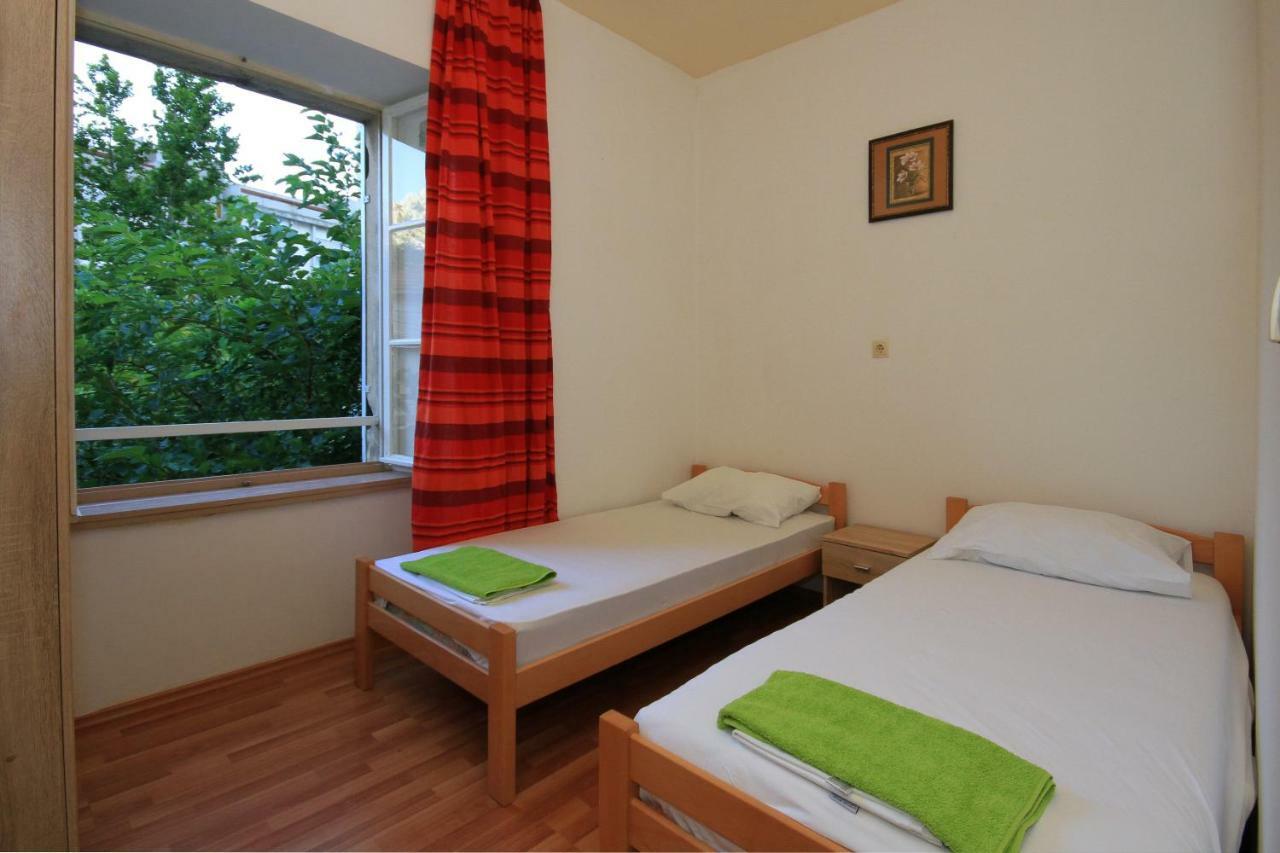 Big And Spacious Apartment In The Heart Of Omiš Εξωτερικό φωτογραφία